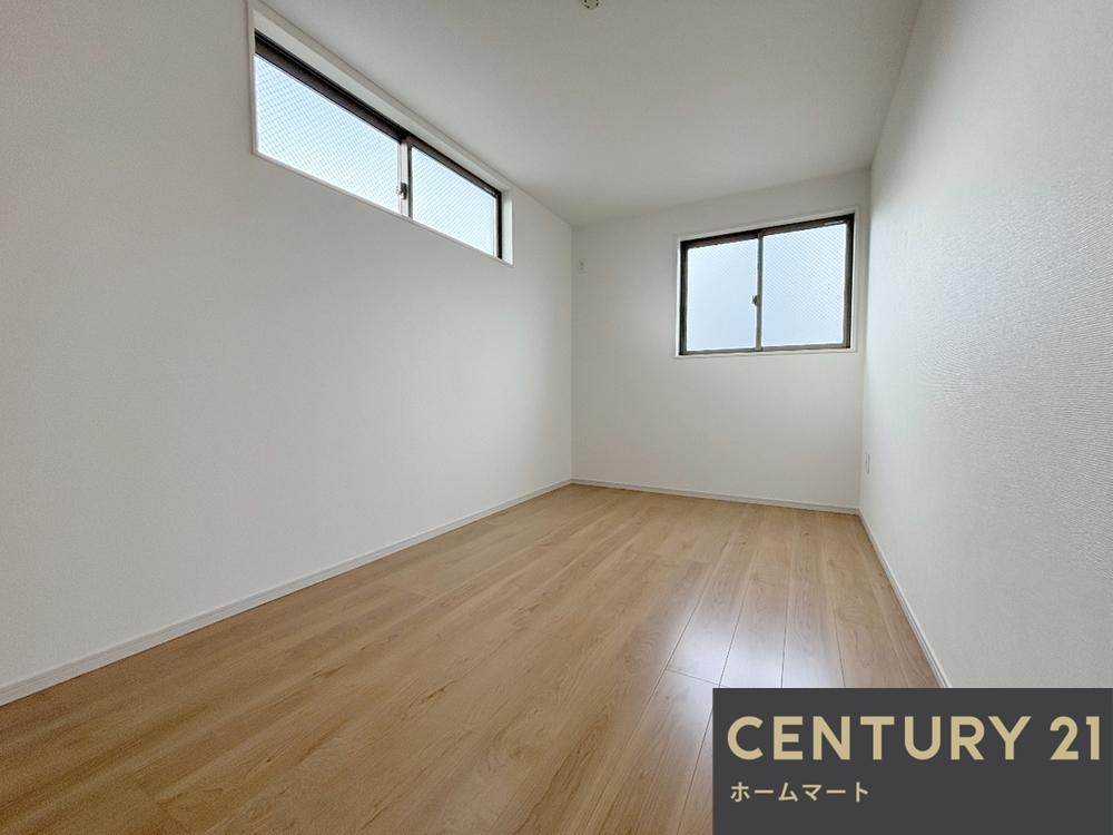 一戸建て日向町 4398万円の詳細情報 8